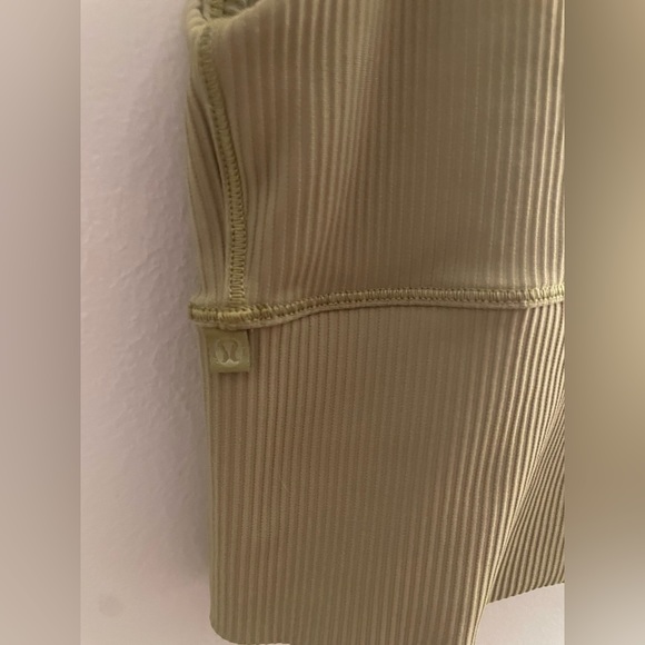 Green lulu power pivot - Picture 3 of 3